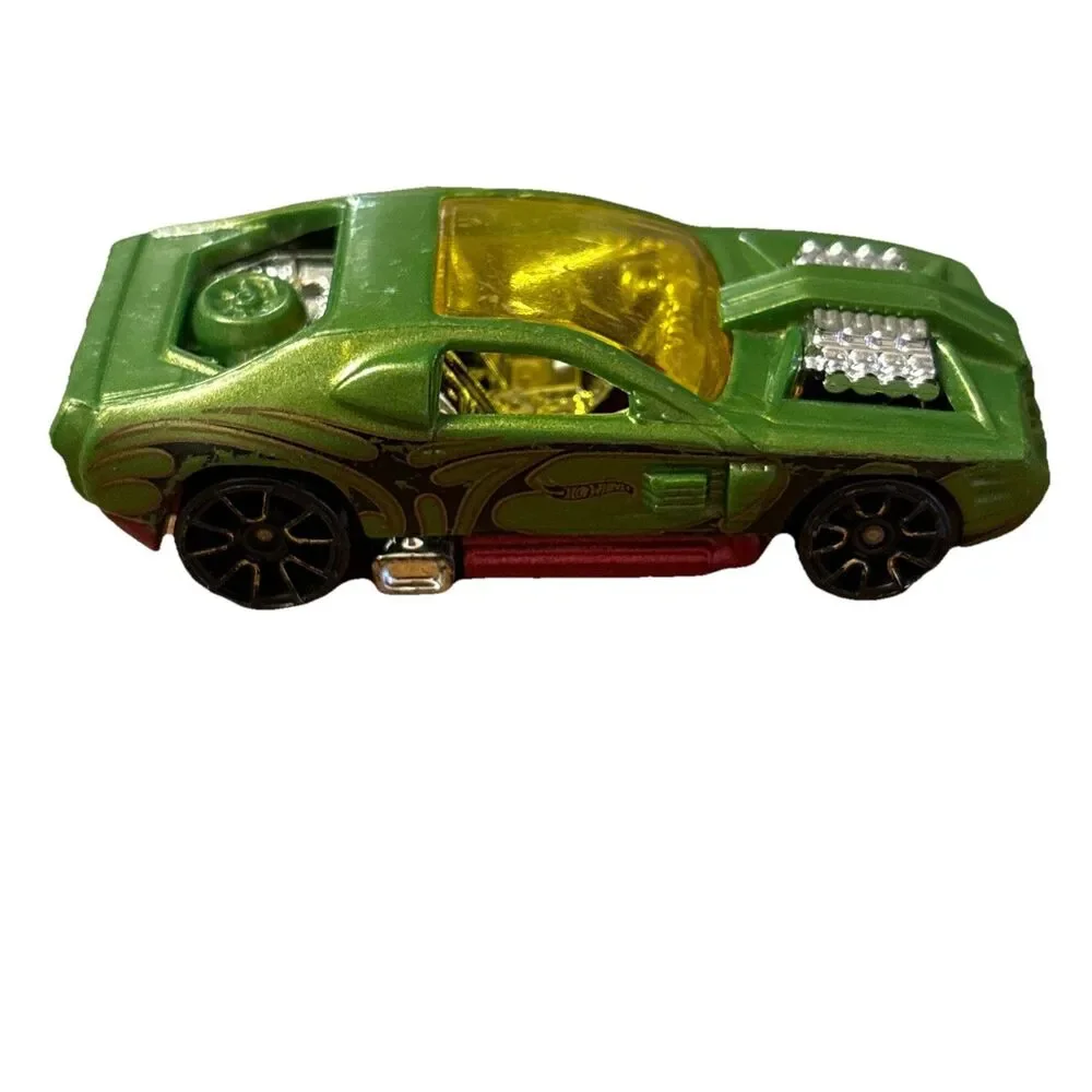 2017 Hot Wheels Hollowback Green Mystery Models Series 1:64 Diecast